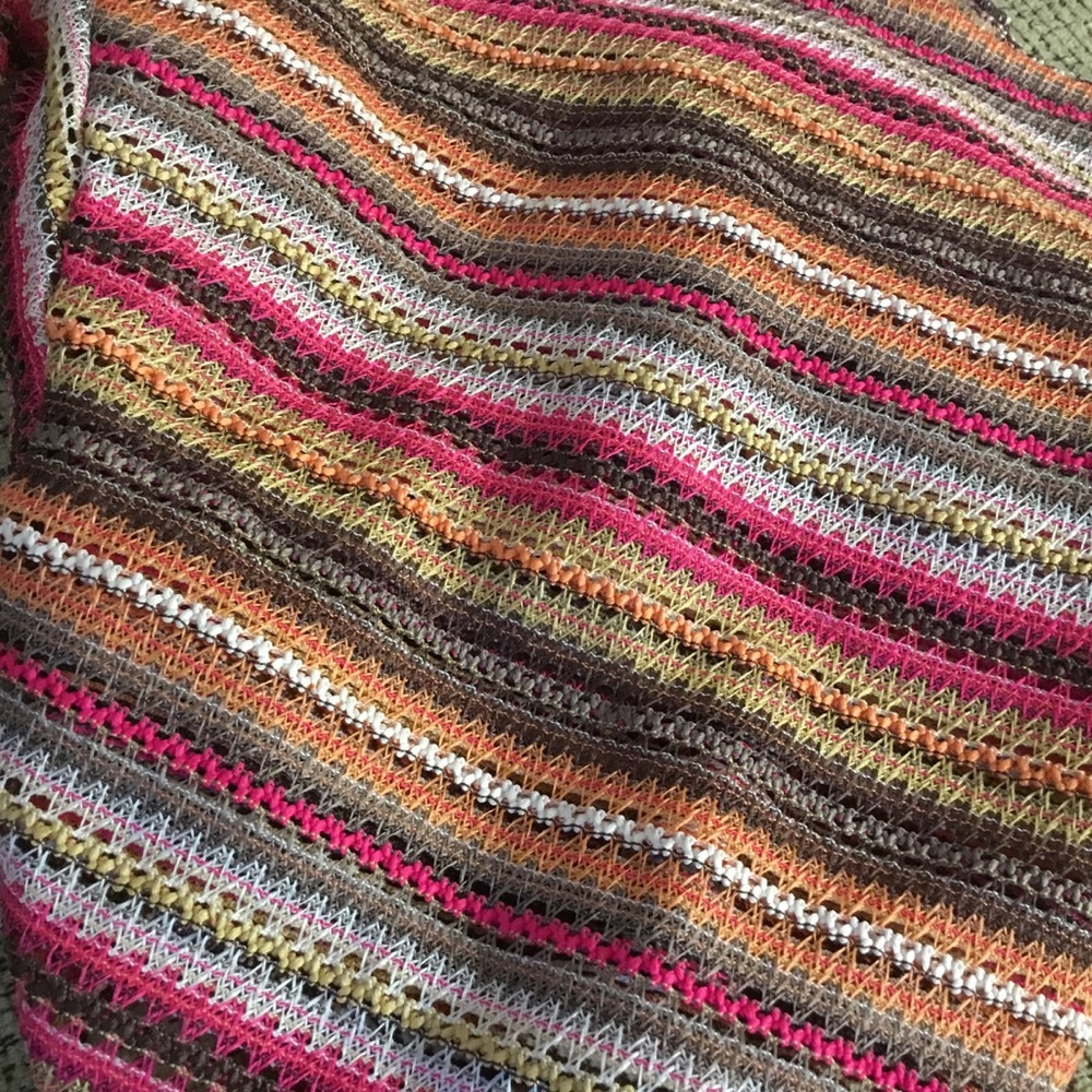 BOHO Knit Stripe Crop Top - Picture 3 of 3